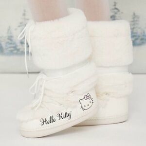 Hello Kitty Fluffy White Winter Boots
